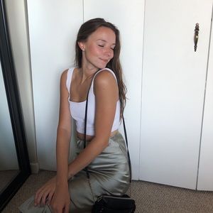 Meet your Posher, Chloe